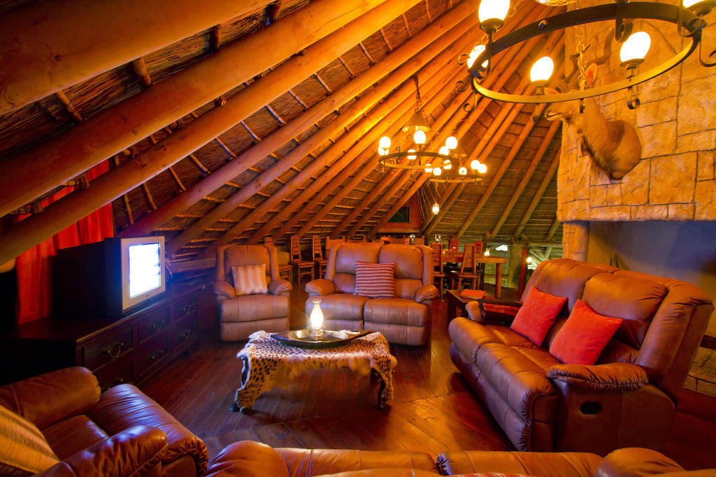 Nyaru Game Lodge Brandwag Esterno foto