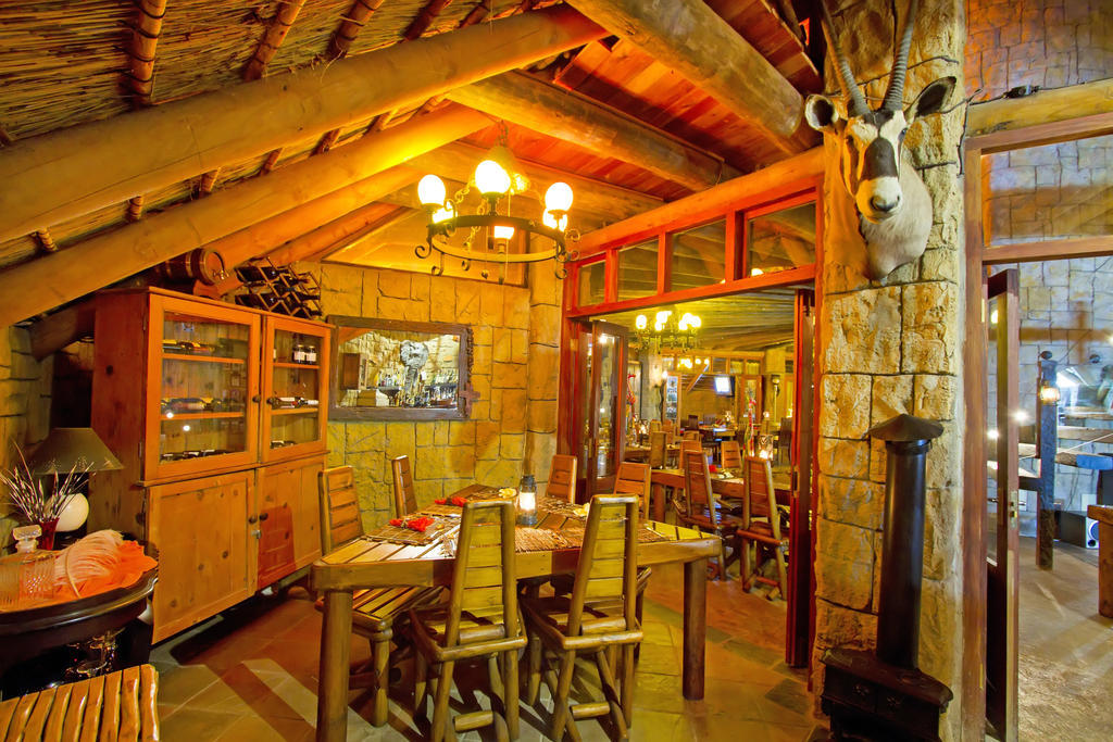 Nyaru Game Lodge Brandwag Esterno foto
