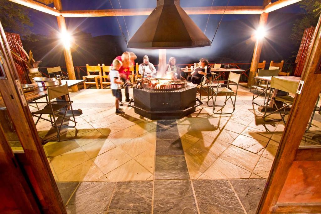 Nyaru Game Lodge Brandwag Esterno foto