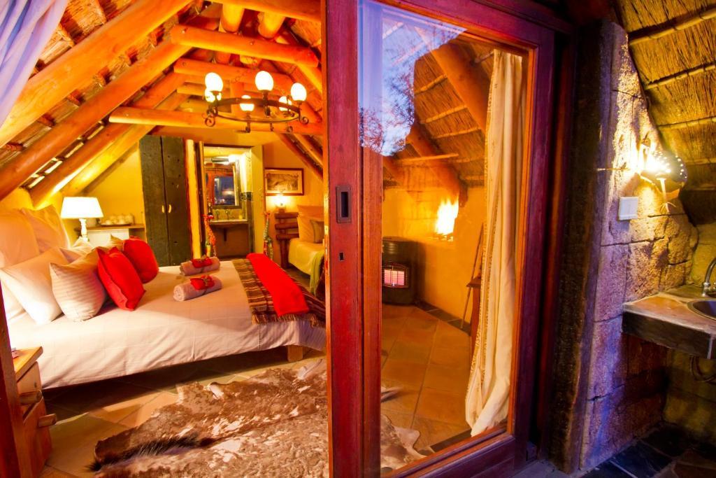 Nyaru Game Lodge Brandwag Esterno foto